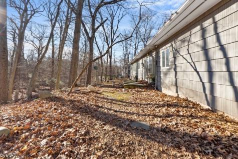 20 Hidden Glen Road Upper Saddle River NJ 07458