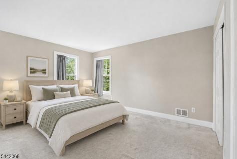 16 Bowers Drive Allamuchy NJ 07840