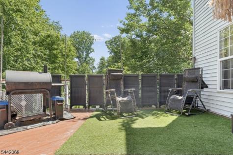 16 Bowers Drive Allamuchy NJ 07840