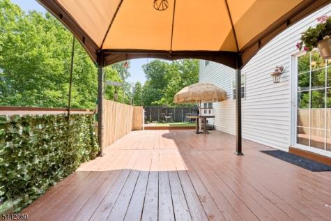 16 Bowers Drive Allamuchy NJ 07840