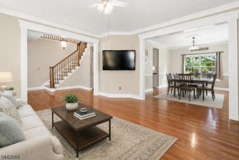 16 Bowers Drive Allamuchy NJ 07840