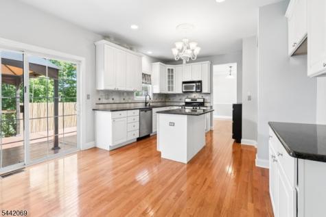 16 Bowers Drive Allamuchy NJ 07840