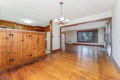 27 Union Road Clinton NJ 08809