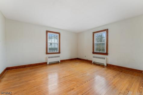 27 Union Road Clinton NJ 08809