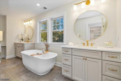 111 Makatom Drive Cranford NJ 07016