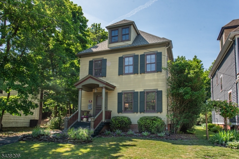 35 Brookside Avenue Caldwell Boro NJ 07006