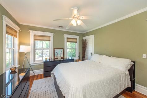 35 Brookside Avenue Caldwell Boro NJ 07006