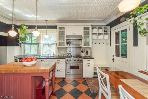 35 Brookside Avenue Caldwell Boro NJ 07006