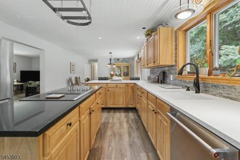 6 Garner Road Bethlehem NJ 08804