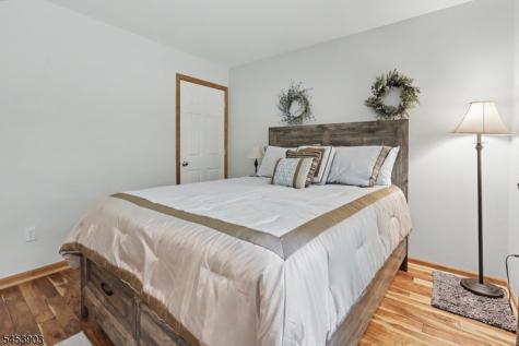 6 Garner Road Bethlehem NJ 08804
