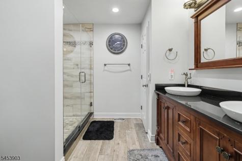 6 Garner Road Bethlehem NJ 08804