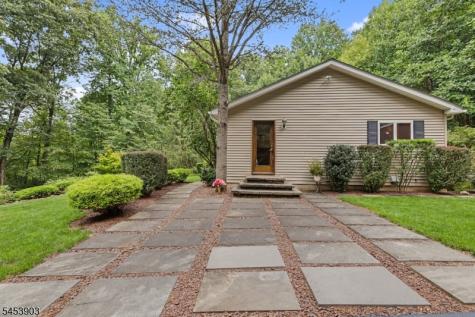 6 Garner Road Bethlehem NJ 08804