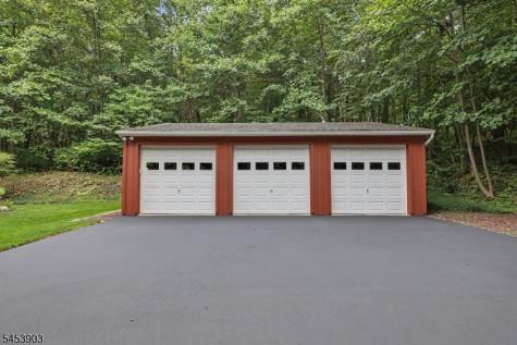 6 Garner Road Bethlehem NJ 08804