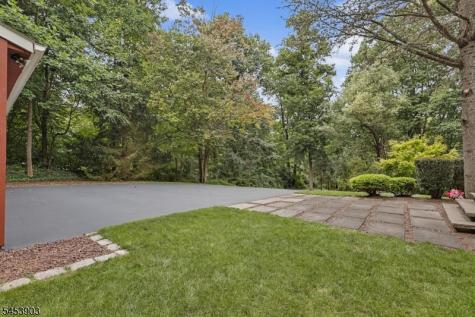 6 Garner Road Bethlehem NJ 08804