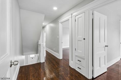 52 Central Avenue Dover NJ 07801