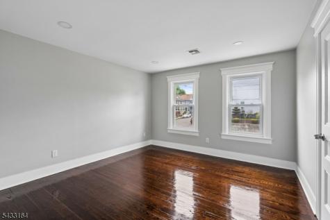 52 Central Avenue Dover NJ 07801