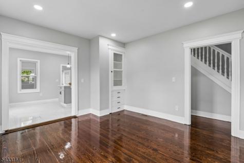 52 Central Avenue Dover NJ 07801