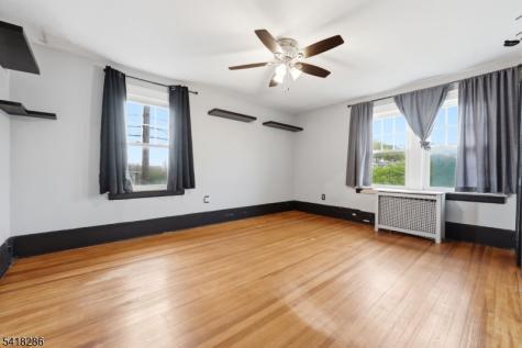 219 Overlook Avenue Belleville NJ 07109