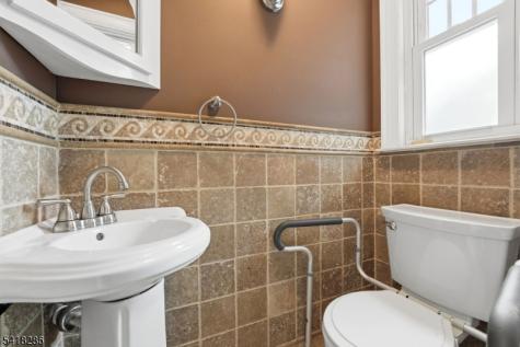 219 Overlook Avenue Belleville NJ 07109