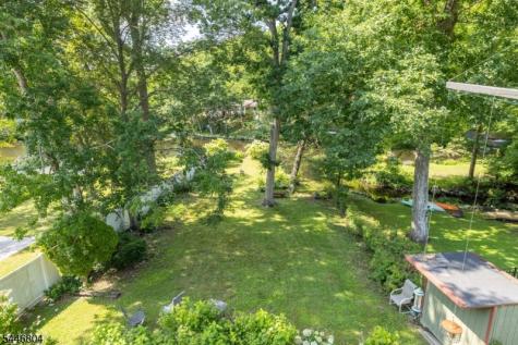 2 Algonquin Trail Jefferson NJ 07885