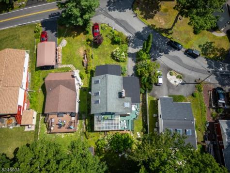2 Algonquin Trail Jefferson NJ 07885