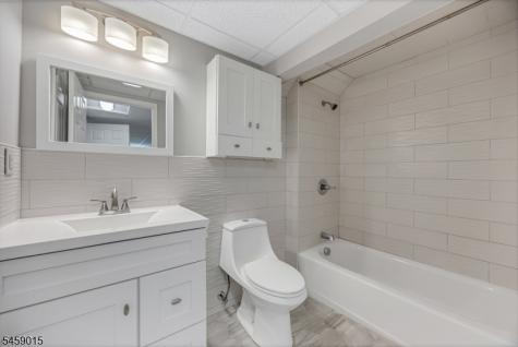 9 Edgewood Avenue West Orange NJ 07052