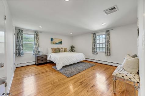 9 Edgewood Avenue West Orange NJ 07052