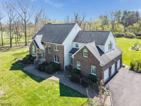 95 Pleasant Run Road Readington NJ 08822