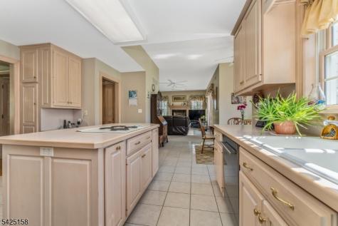 95 Pleasant Run Road Readington NJ 08822