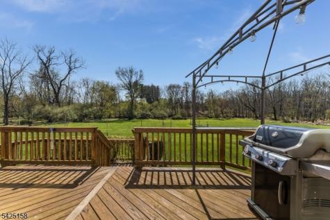 95 Pleasant Run Road Readington NJ 08822