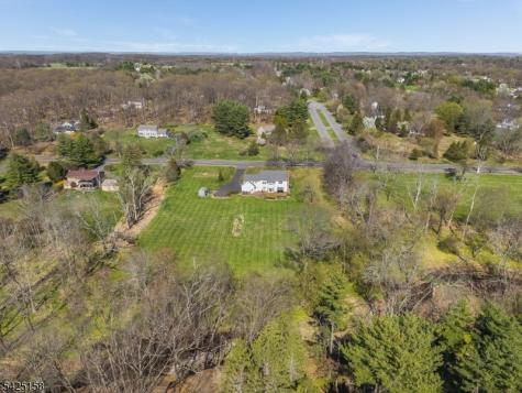 95 Pleasant Run Road Readington NJ 08822