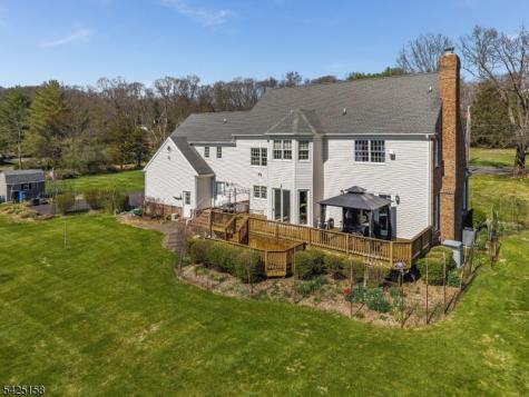 95 Pleasant Run Road Readington NJ 08822