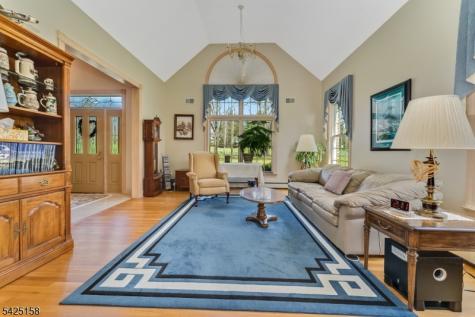 95 Pleasant Run Road Readington NJ 08822