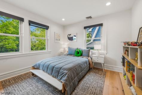 16 Oakview Avenue Maplewood NJ 07040