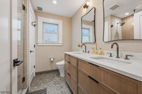 16 Oakview Avenue Maplewood NJ 07040