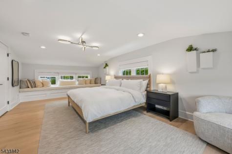 16 Oakview Avenue Maplewood NJ 07040