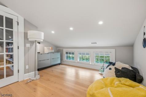 16 Oakview Avenue Maplewood NJ 07040