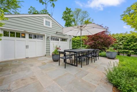 16 Oakview Avenue Maplewood NJ 07040