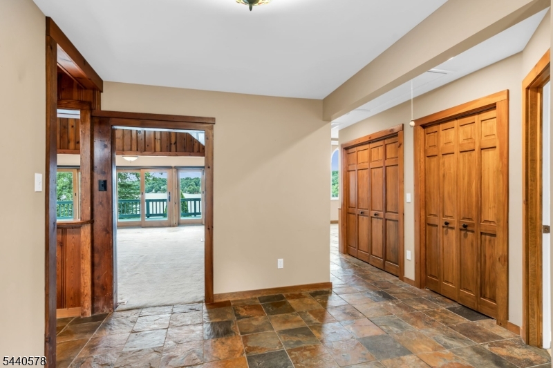 30 Oakdale Avenue Hopatcong NJ 07821
