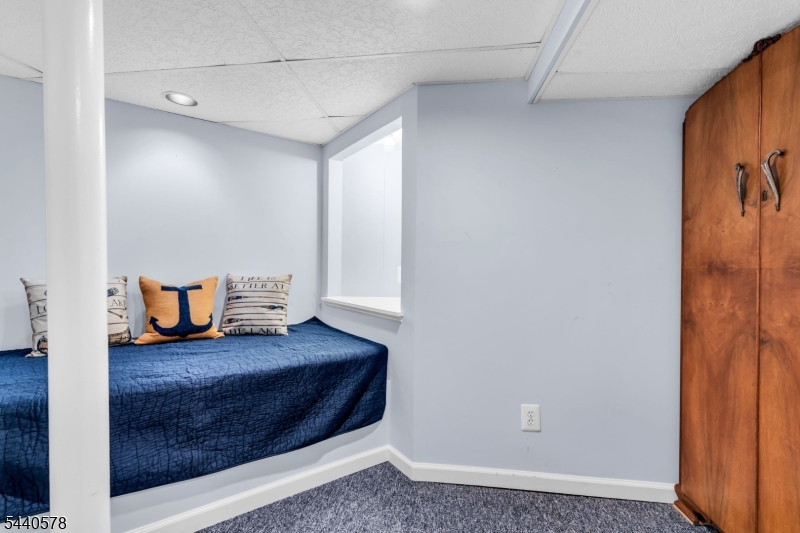 30 Oakdale Avenue Hopatcong NJ 07821