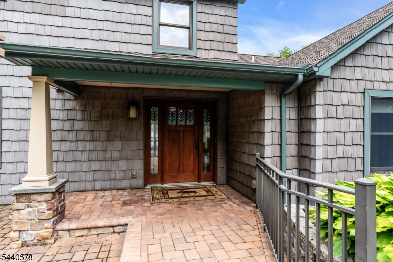 30 Oakdale Avenue Hopatcong NJ 07821