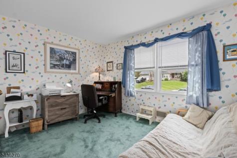 38 Forest Drive Roxbury NJ 07876