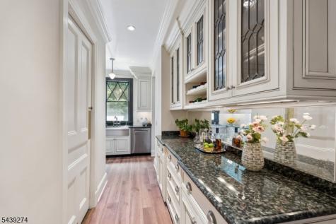 230 Springfield Avenue Summit NJ 07901