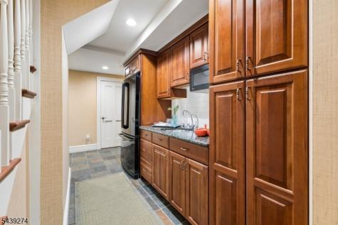 230 Springfield Avenue Summit NJ 07901