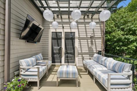 230 Springfield Avenue Summit NJ 07901