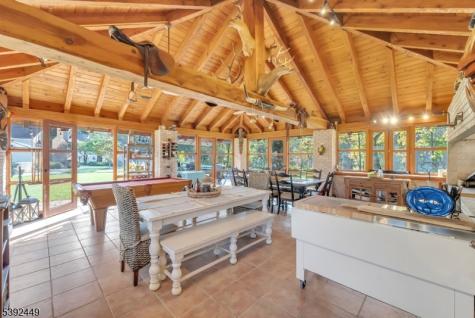 37 Pequest Road Green NJ 07821