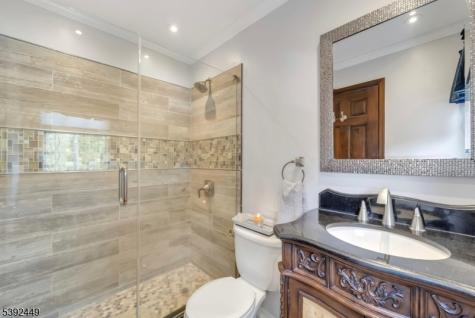 37 Pequest Road Green NJ 07821