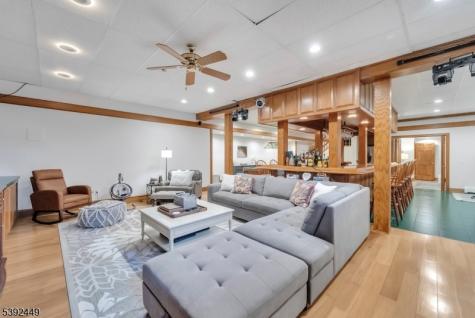 37 Pequest Road Green NJ 07821
