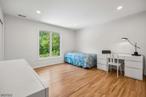 15 Manchester Court Morris NJ 07960