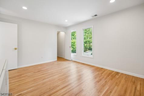 15 Manchester Court Morris NJ 07960
